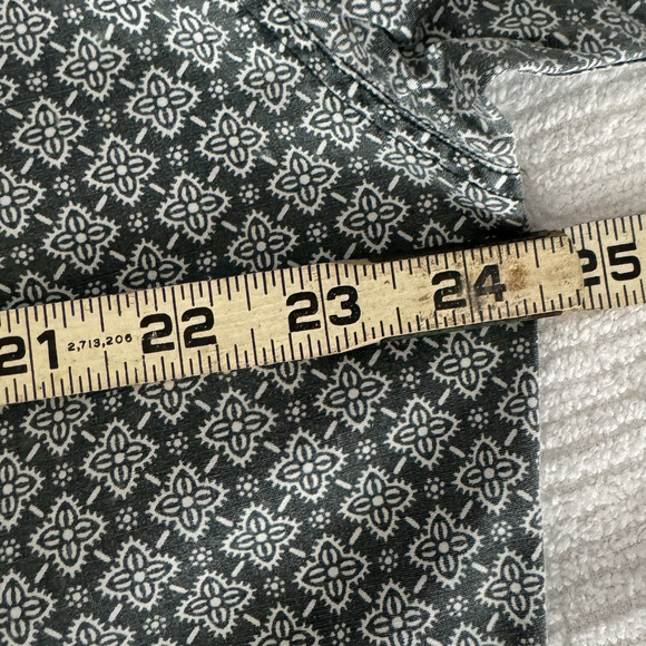 J.Crew VTG Men's M Button Down Cotton Shirt Gray White Geometric Print Hong Kong - Picture 9 of 9